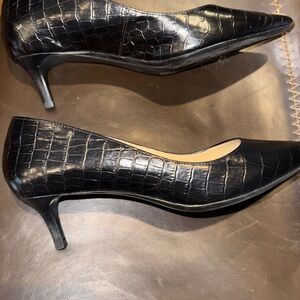 Talbots Black Croc-Patterned Heels